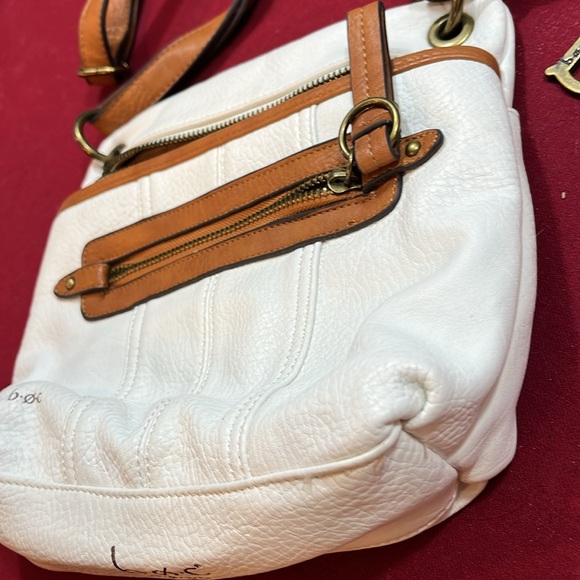 B.O.C. CROSSBODY PURSE Born Concept WHITE LEATHER brown accents Mccammon  10”x9” - Picture 13 of 13